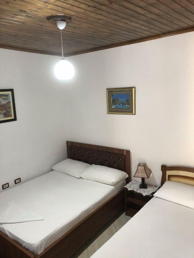 Tomor Shehu Guest House 베라트 외부 사진