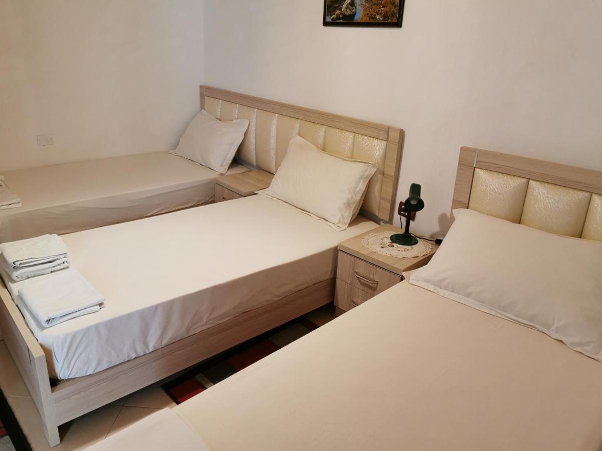 Tomor Shehu Guest House 베라트 외부 사진