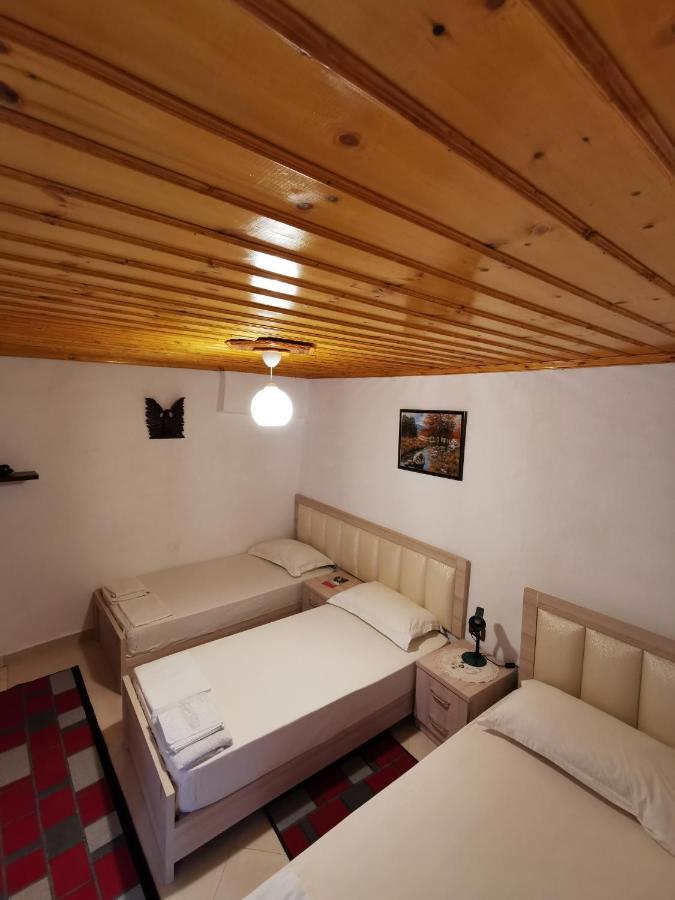 Tomor Shehu Guest House 베라트 외부 사진